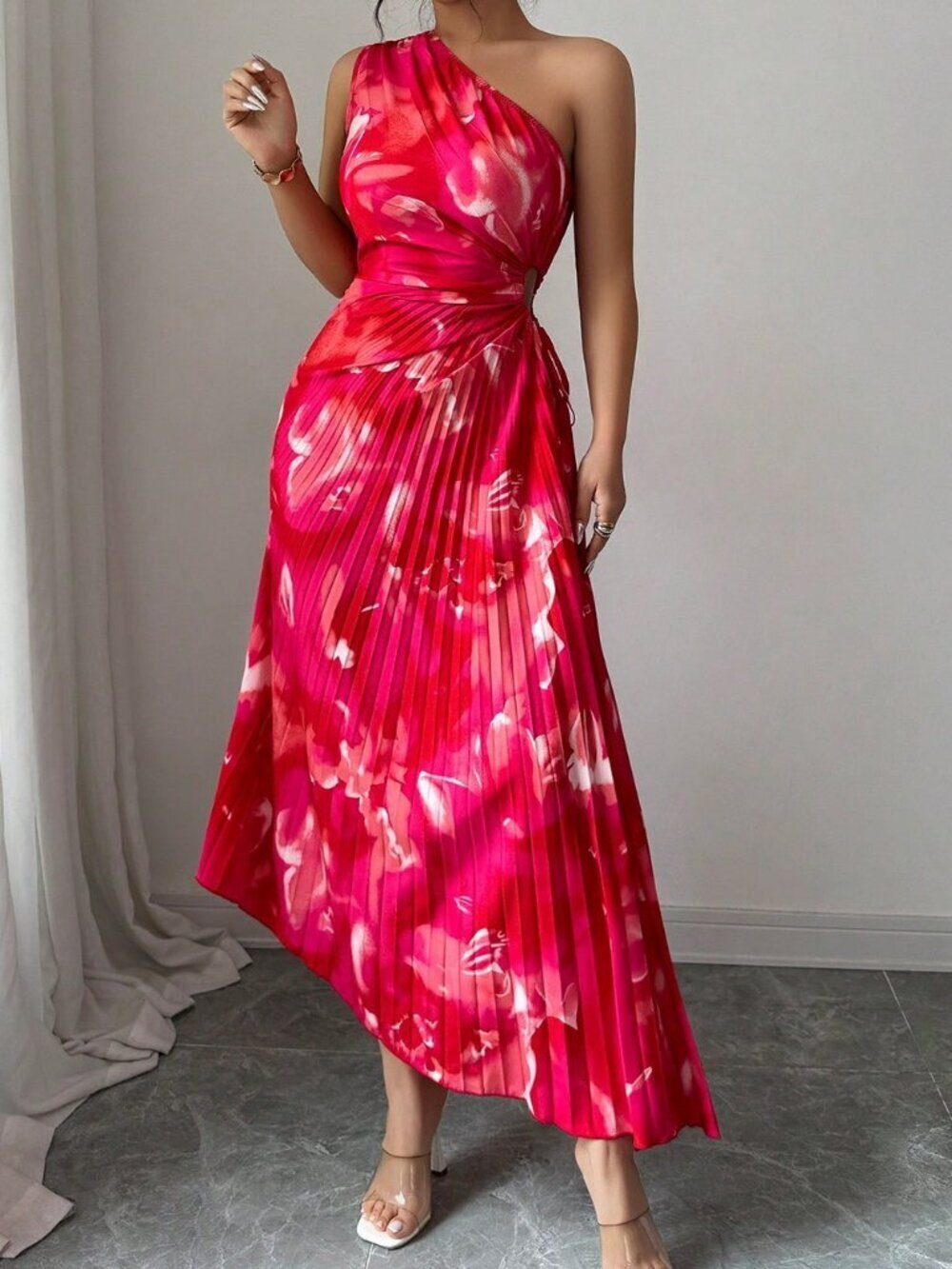 Red Elegant Women's Asymmetric Shoulder Pleated Cutout Floral Dress - Picture 5 of 6